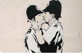 Twee die kussen tekening